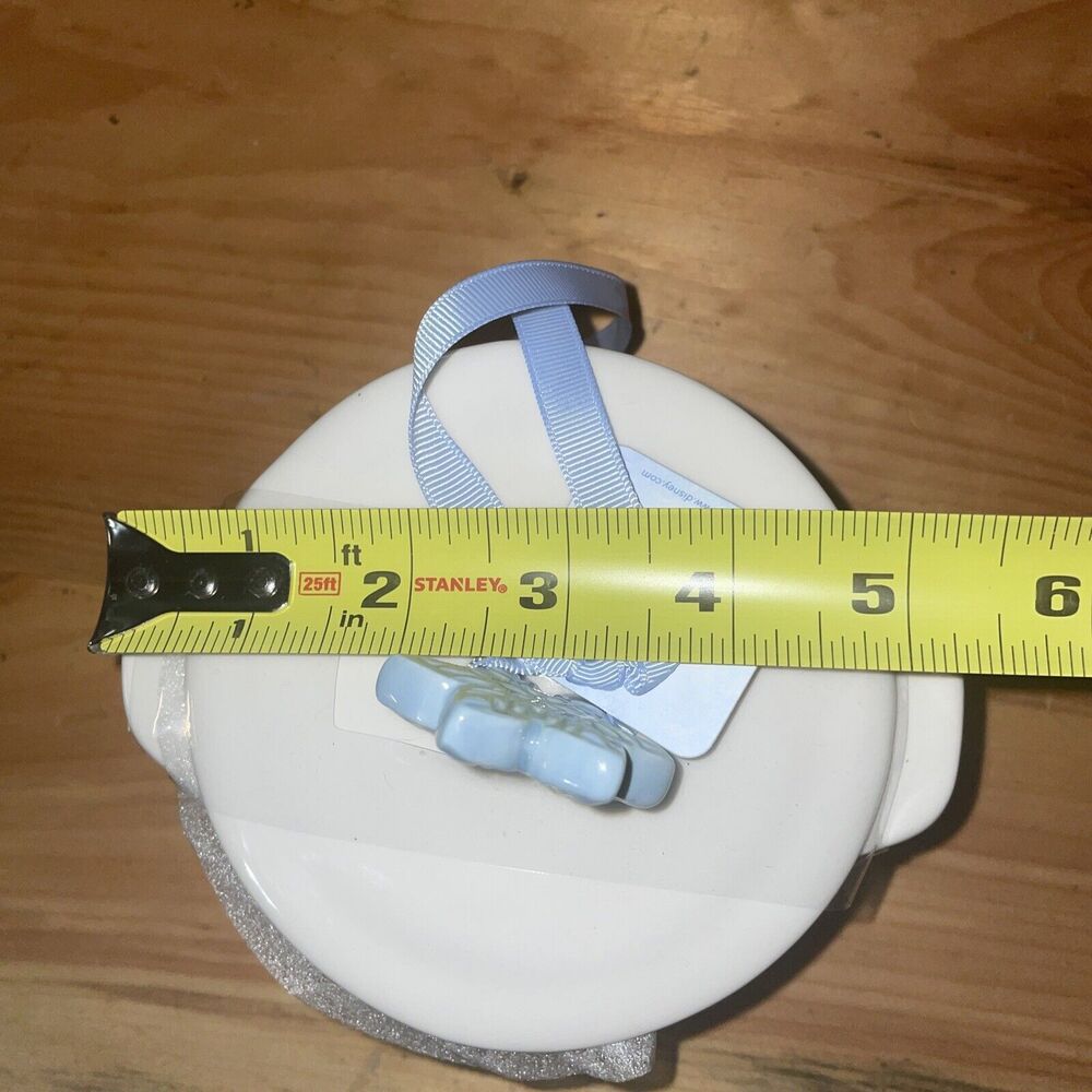 Rae Dunn Ceramic 5.5in Disney Frozen Covered Bowl CC01B34012 - Picture 8 of 8